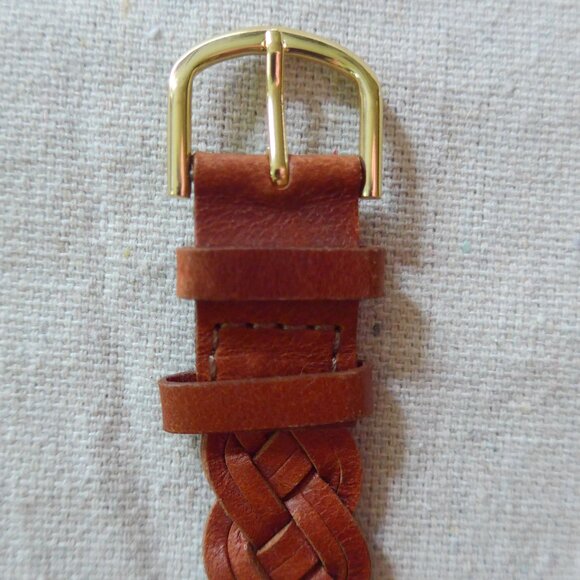 Vintage Timex Winnie the Pooh Quartz Watch with Leather Band main image 9